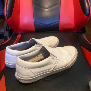 WHITE VANS SLIP ON
